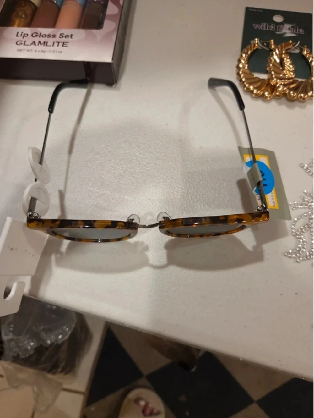 Adults sun glasses